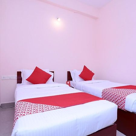 Hotel Oyo 13577 Tkr Metro Residency Kochi Exteriér fotografie