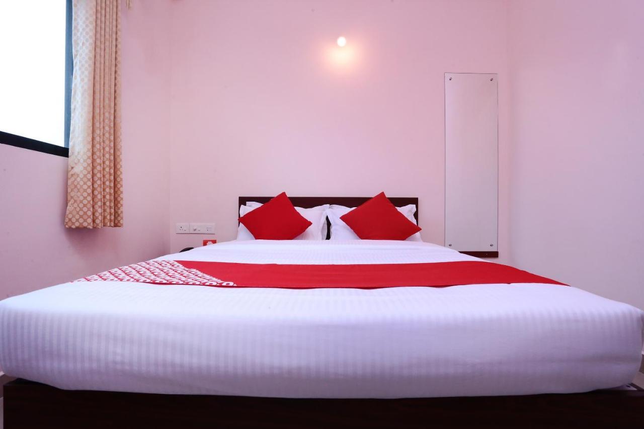 Hotel Oyo 13577 Tkr Metro Residency Kochi Exteriér fotografie