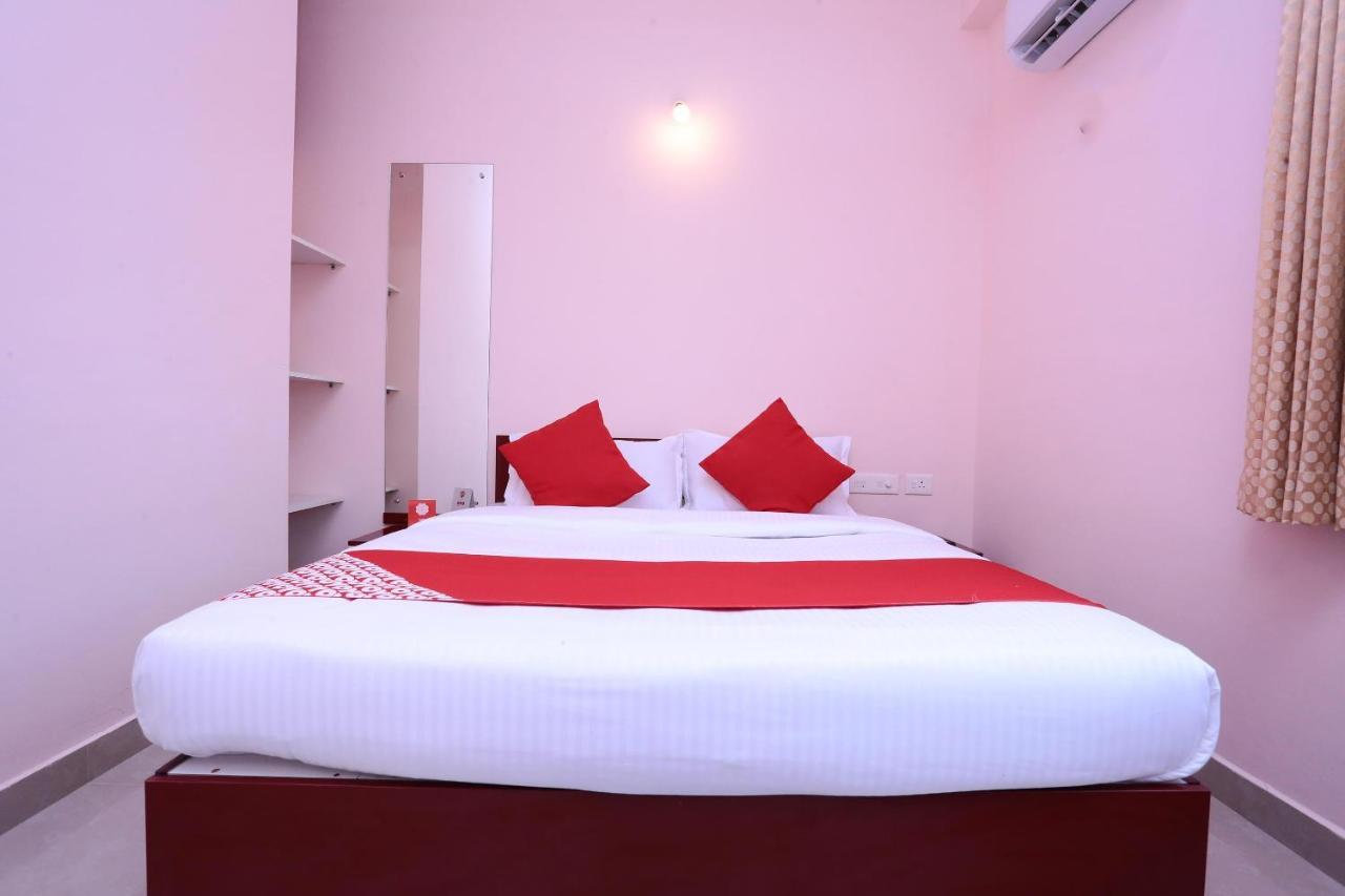 Hotel Oyo 13577 Tkr Metro Residency Kochi Exteriér fotografie
